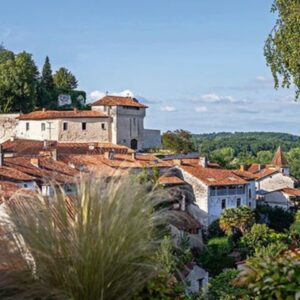 MARIGAMI ET CIE Aubeterre point de vue sur le village