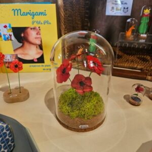 MARIGAMI origami coquelicots dans bulle en verre
