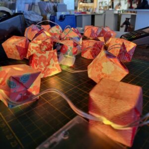 MARIGAMI origami guirlande lumineuse japon fleur sakura
