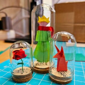 MARIGAMI origami sculpture triptyque prince, renard, rose